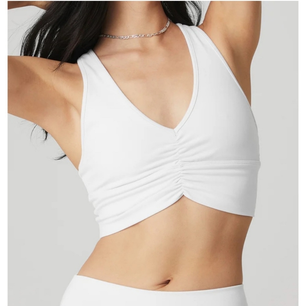 Alo Wild Thing Bra Sports Bra In White Size XS